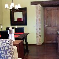  One-Bedroom Apartment (2 Adults)