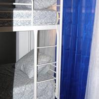 Кровать в общем номере