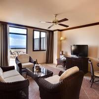 Deluxe Suite with Sea View