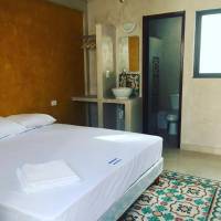 king Double Room with Private Bathroom