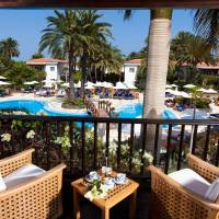 Double or Twin Room with Pool View