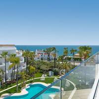 Twin Room with Rooftop Terrace and Hot Tub