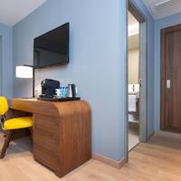 Twin Room with Patio View