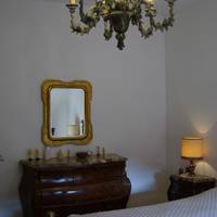 Queen Room with Shared Bathroom