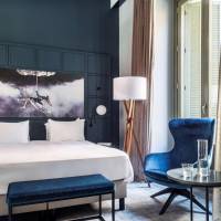 Junior Suite with Balcony and Square View