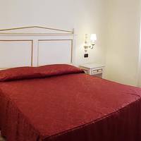 Double or Twin Room with Private External Bathroom