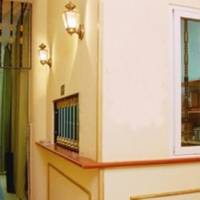 Single Room with Shared Bathroom