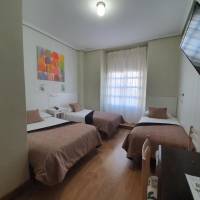 Triple Room with Puerta del Sol Views 