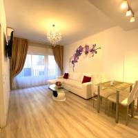 Luxury One-Bedroom Apartment with Balcony