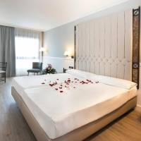 Twin Room with City View - Free Wine Cellar Visit
