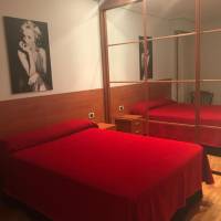 Budget Double Room with Shared Bathroom