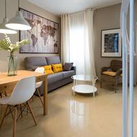 Three-Bedroom Duplex Apartment with Terrace - 10