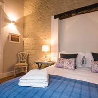 Deluxe Apartment with Patio - Calle Ximenez de enciso 1