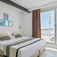 Premium Double Room (2 Adults)