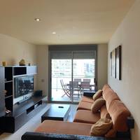 Apartment with Pool View 