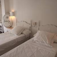 Standard Twin Room with Shared Bathroom