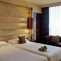 Twin Room with City View