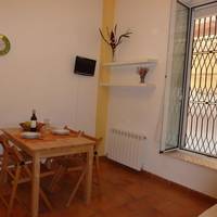 One-Bedroom Apartment B