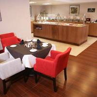 Double Room with City View - Club Level