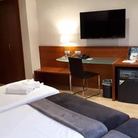 Twin Room with Extra Bed (2 Adults + 1 Child)