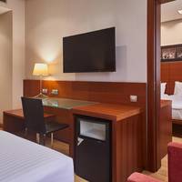 Two Connecting Double Rooms