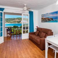 Two-Bedroom Apartment with Front Sea View (1 Adult + 2 Children)