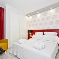 One-Bedroom Apartment with Sofa Bed