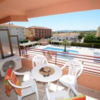 2 bedrooms Apartment with Pool View (4 adults + 2 children)