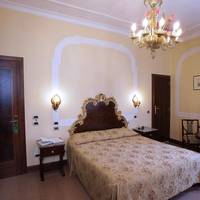 Classic Double or Twin Room