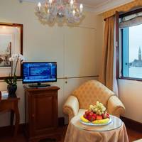 Deluxe Double or Twin Room with Grand Canal View