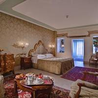 Junior Suite with Canal View