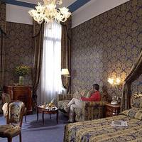 Deluxe Double Room with Canal View