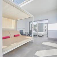 Double Room with Bali-Bed