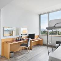 Family Room (2 Adults + 2 Children)