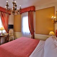 Classic Small Double Room with Canal View