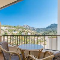Double Room with Mountain View and Balcony