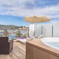 Superior Double Room (2 Adults)