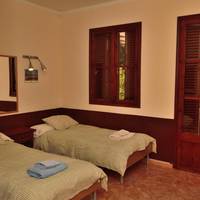 Standard Twin Room with Shared Bathroom