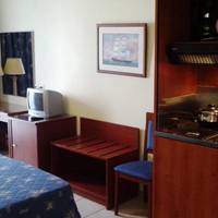 Studio (2 Adults)