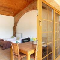 Apartment with Garden View