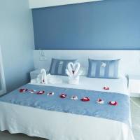 Double Room with Pool View