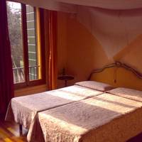 Twin Room with Private Bathroom