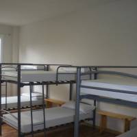 Family Room with Shared Bathroom (8 Adults)
