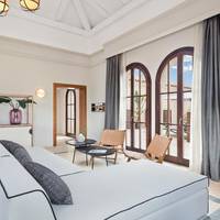 The Level Presidential Suite 