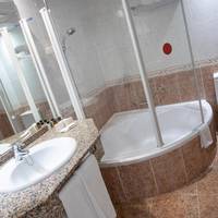 Junior Suite Twin (2 Adults)