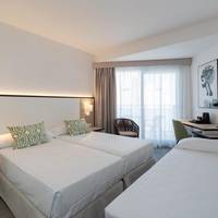 Twin Room with Balcony (3 Adults)