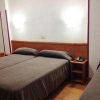 Budget Twin Room with Extra Bed (2 Adults + 1 Child)