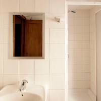Single Room with Shared Bathroom