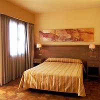 One-Bedroom Apartment (3 Adults)