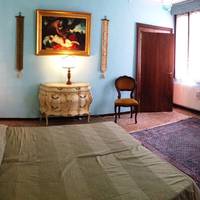 Quadruple Room with Shared Bathroom
